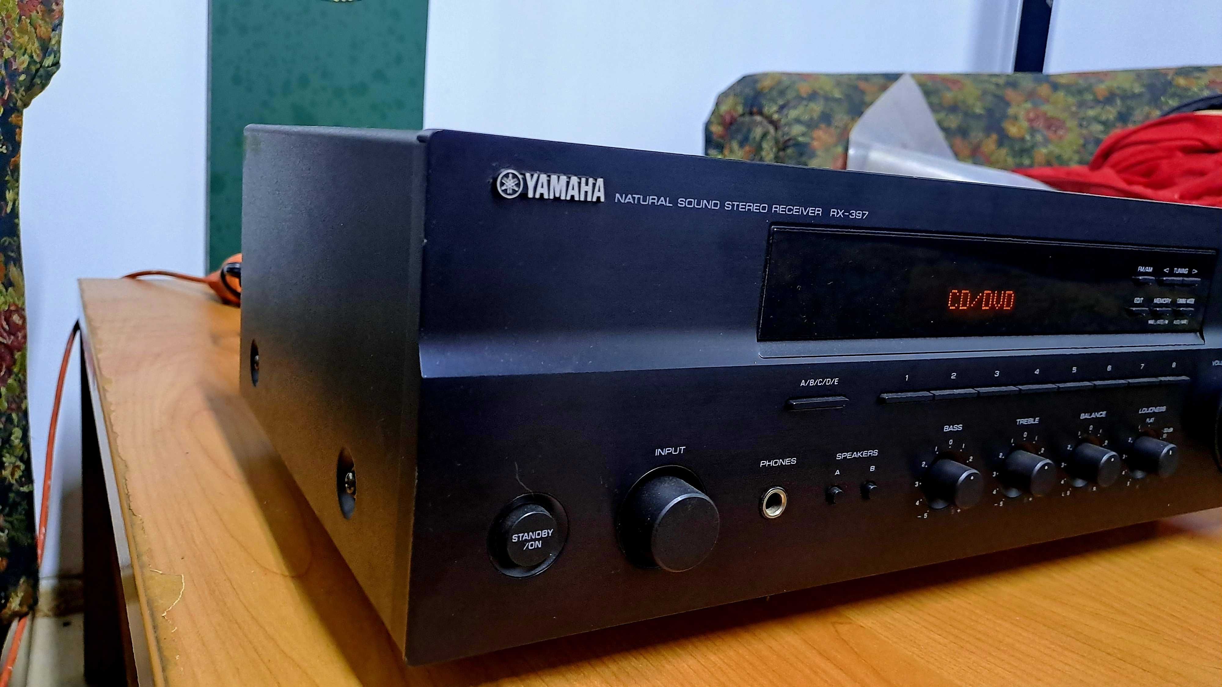Amplituner Yamaha RX-397 stereo rds