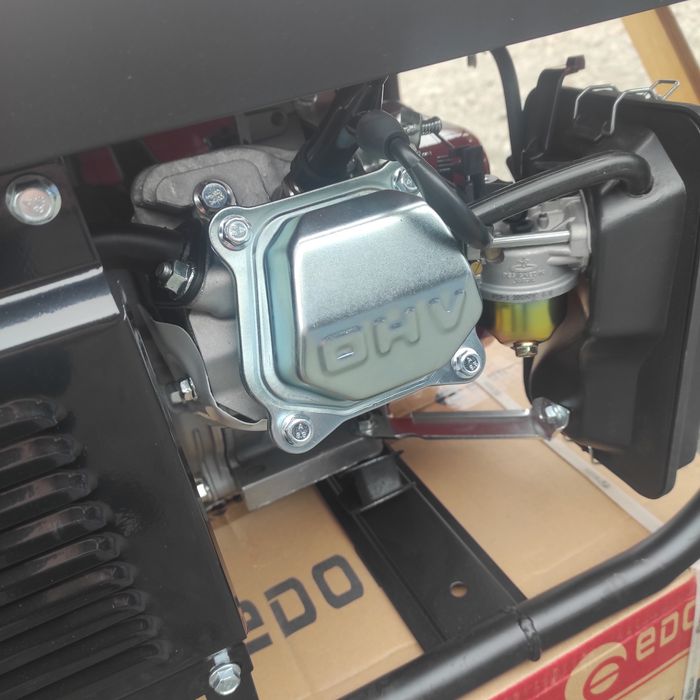 Генератор новий 3 Кл.ват