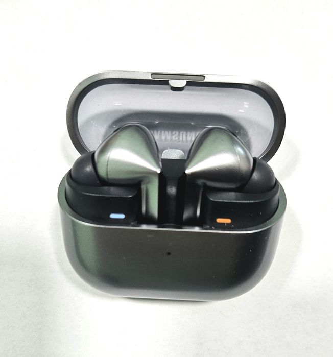 Бездротові навушники Samsung Galaxy Buds 3 Pro