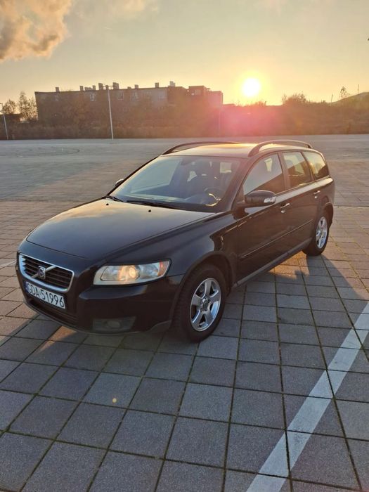 Volvo V50 Volvo V50 1.6D 2009 – Ekonomiczne i zadbane, do codziennego użytku