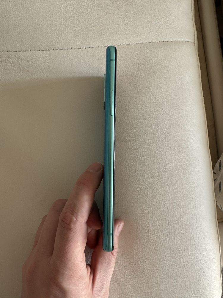 One Plus 8t 12/256