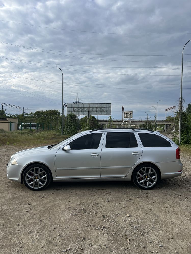 Skoda Octavia VRS 2.0 дизель