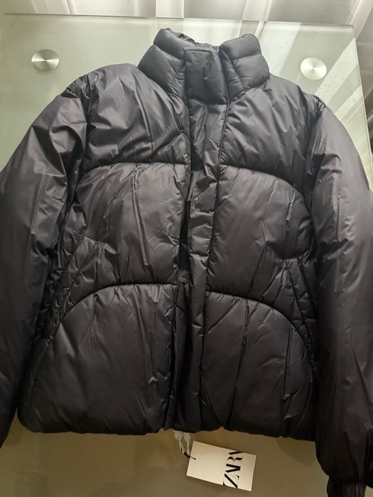 Курточка ZARA новая!