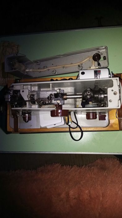 Швейная машинка чайка