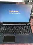 Portátil Toshiba i5