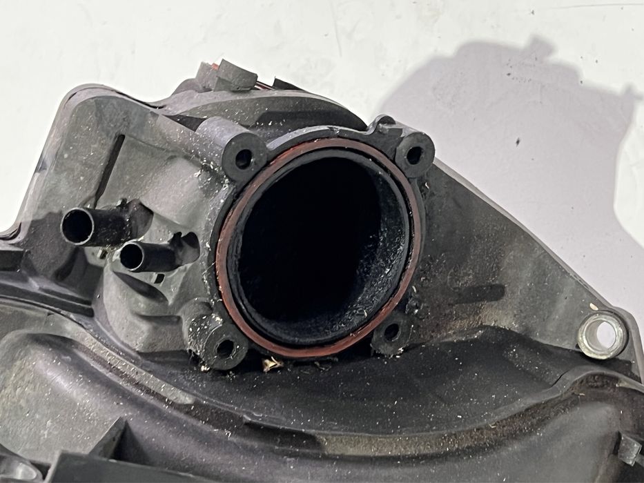 Впускной коллектор 1.4 1.6 FSI passat b6 golf 5 touran skoda a5