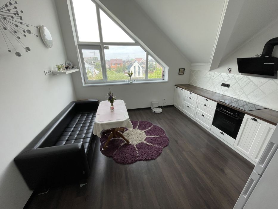 Двокімнатна квартира в Ворзелі.