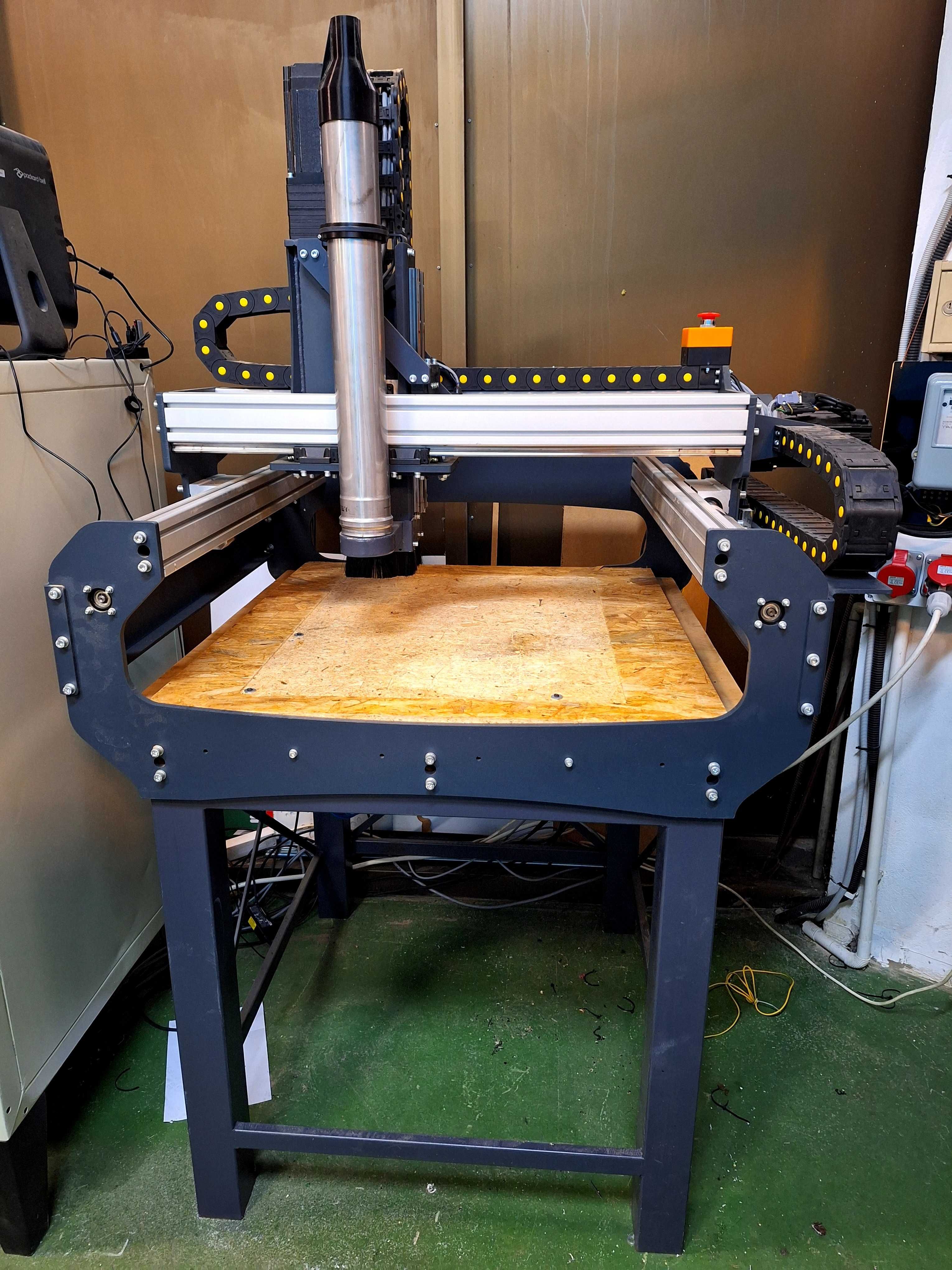 Frezarka 3 osiowa CNC