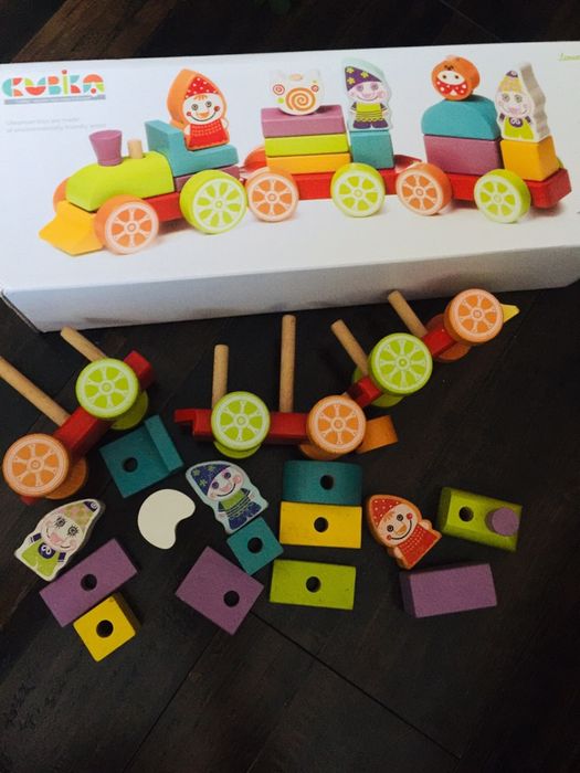 Деревянная эко игрушка поезд Кубика Cubika