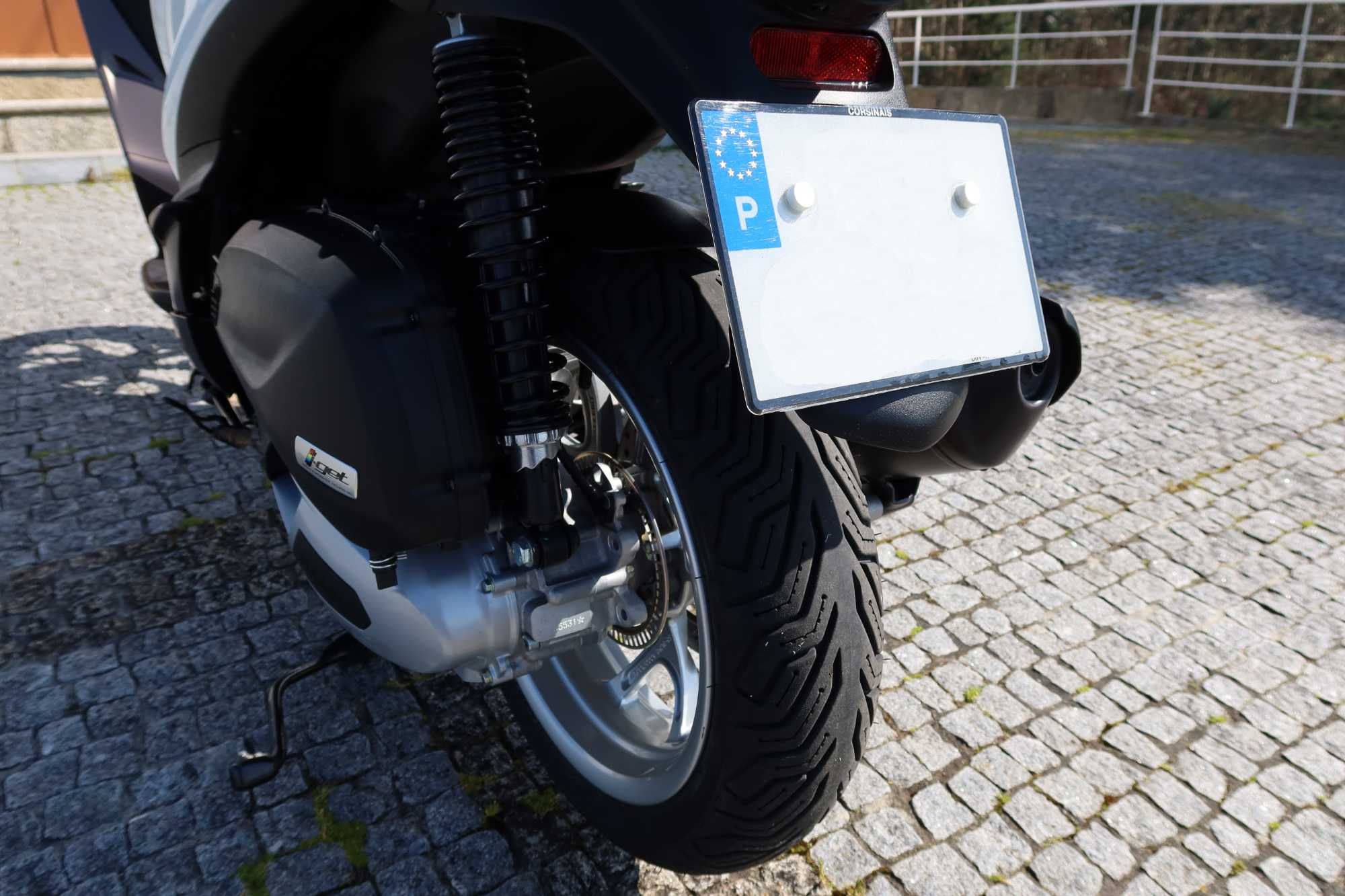 Piaggio Medley 125 (Abril/2022)