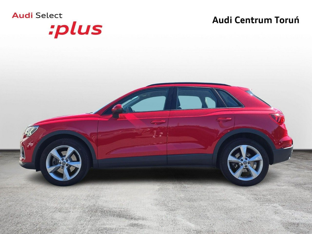 Audi Q3 quattro_ReflektorLED_Skóra_Asystenci_Ambiente_Gwarancja