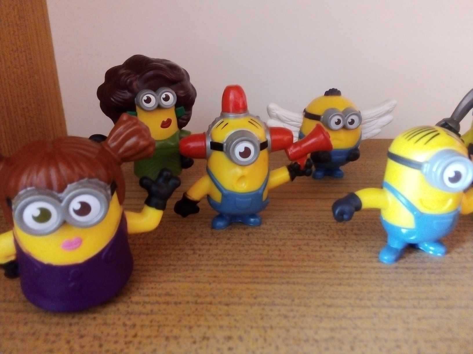 Zestaw figurek Minionki