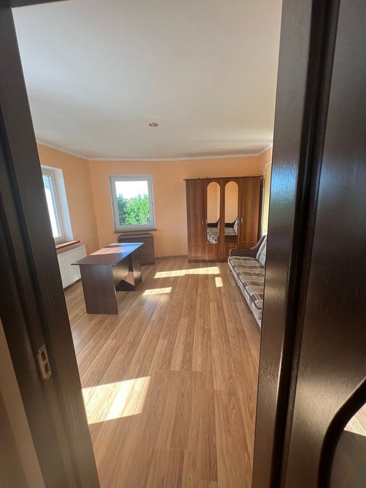 Оренда будинку на Новий Рік (3 поверхи)