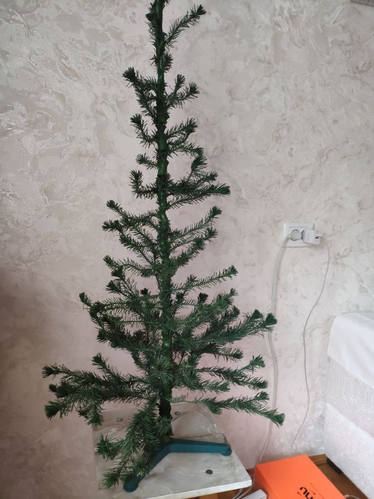 Ялинка 1 м, продам ялинку