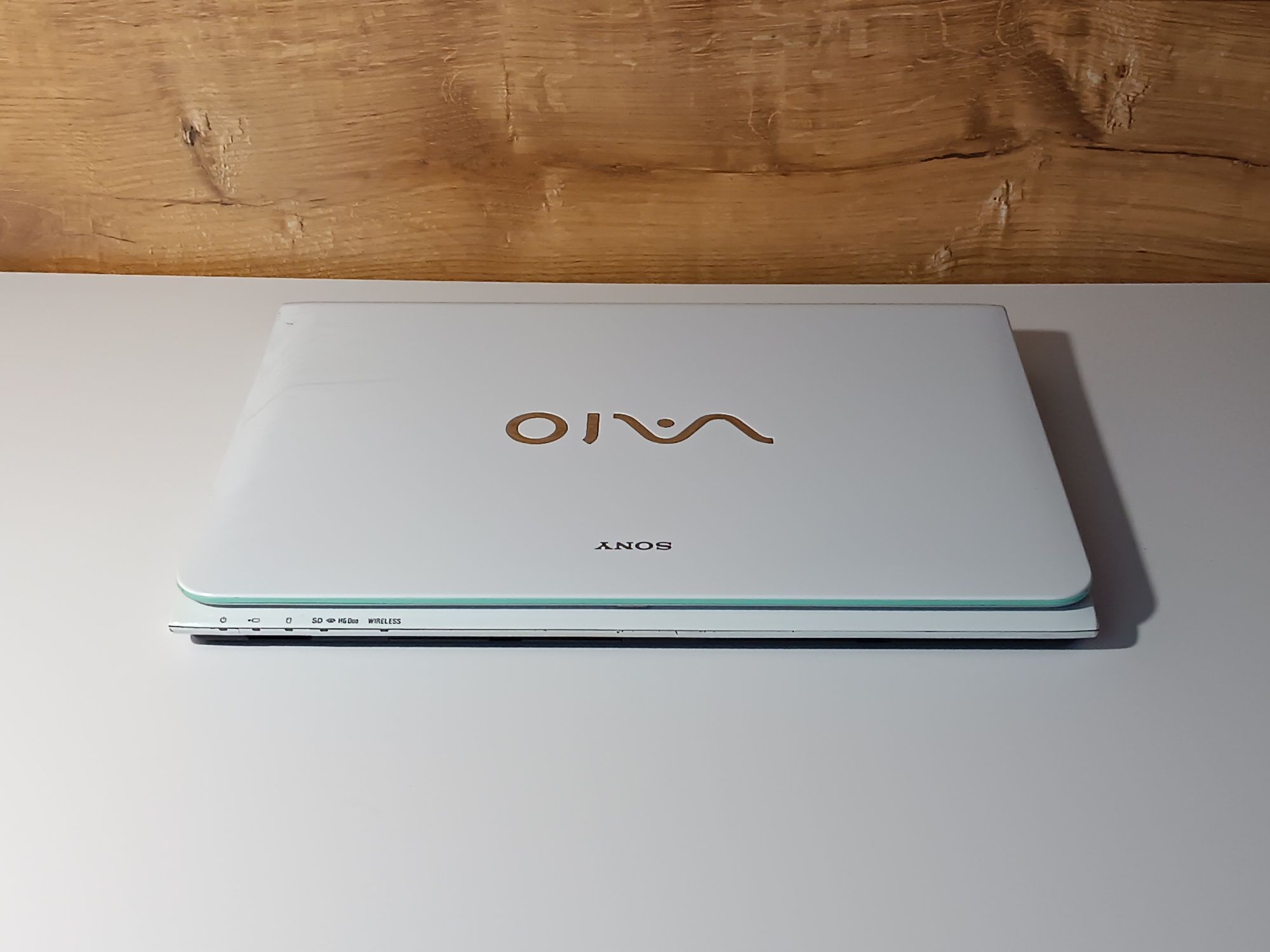 Стильний Sony VAIO 14"/Core i3/8 ОЗП/1TB HDD/Radeon 1 Gb