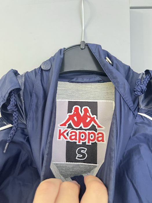 Вітровка Kappa на лампасах