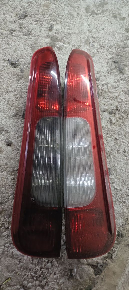 Farolins traseiros Ford C Max