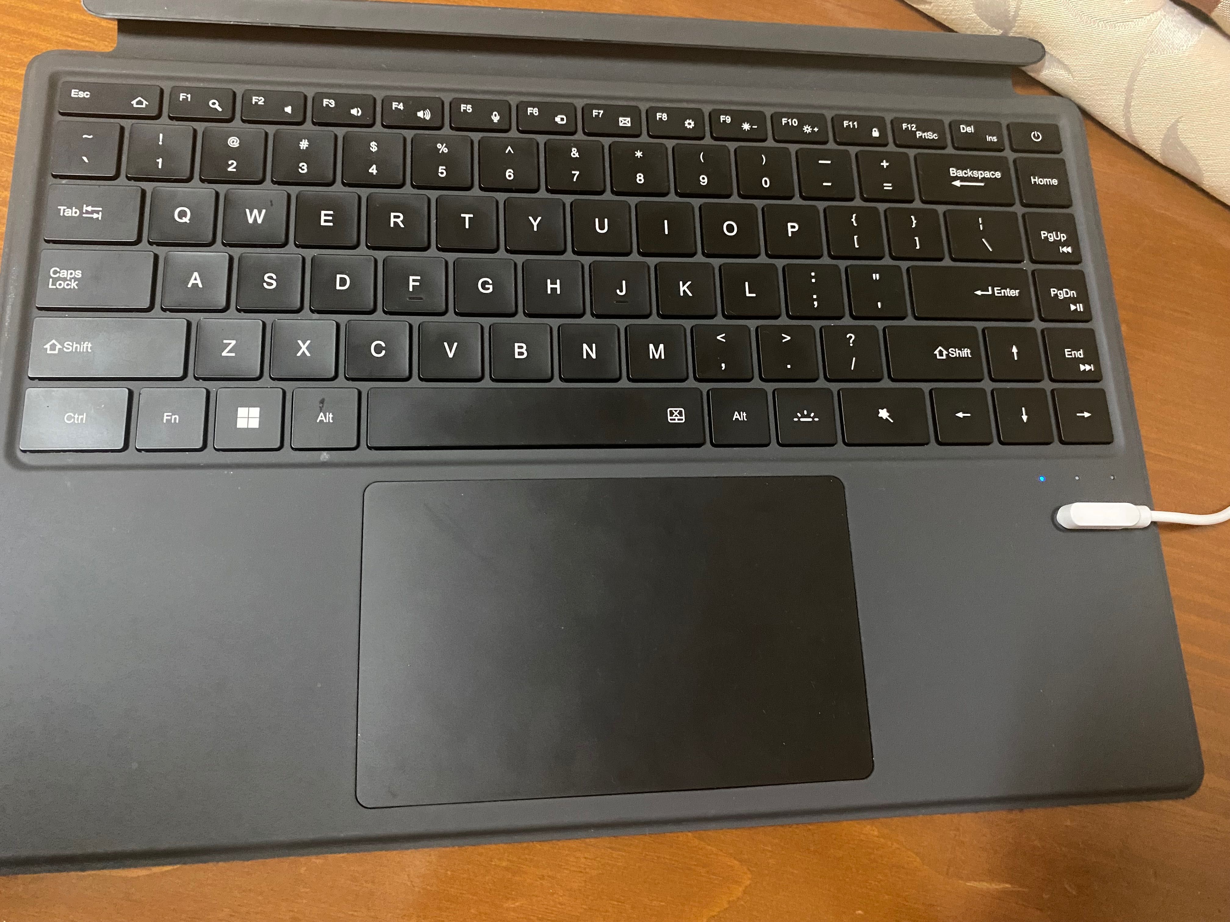 Tablet/Portátil Ninkear T40 – 16GB RAM, 512GB SSD + extras