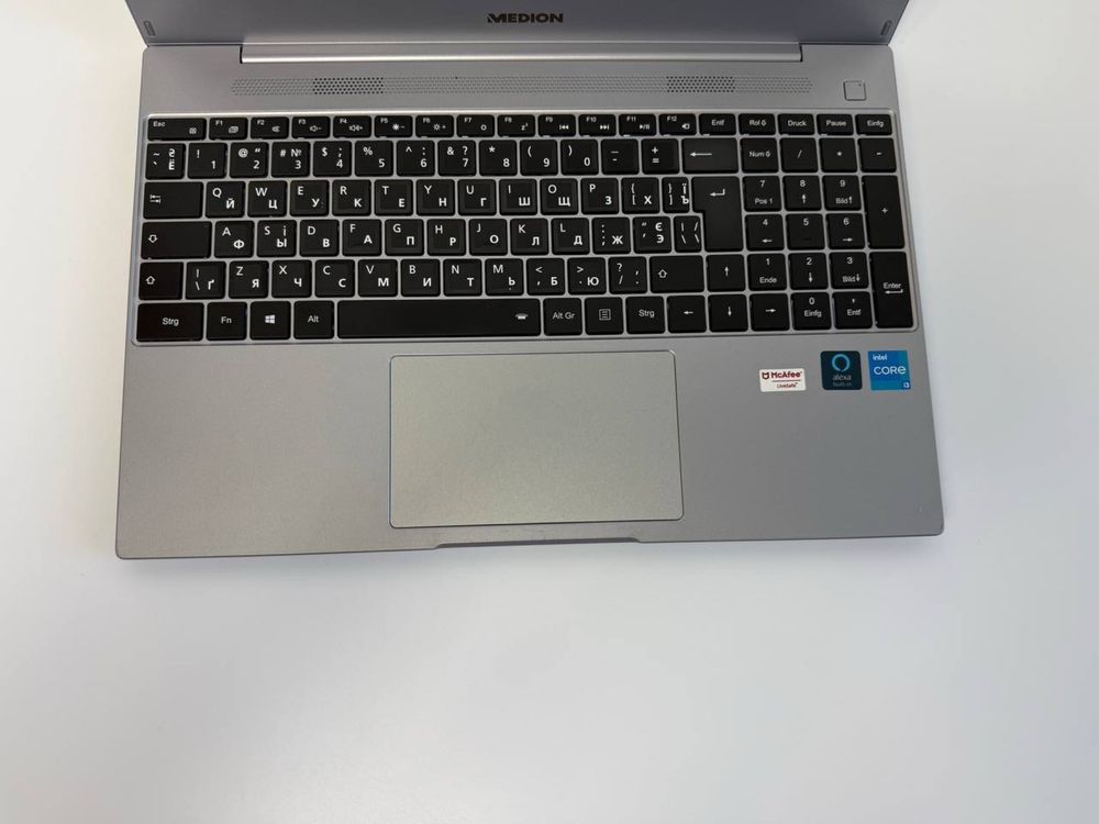 Ультрабук Medion FHD/IPS/i3-11/8Gb/SSD 256Gb