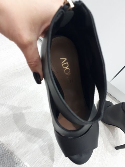 Buty r 36 skóra nowe