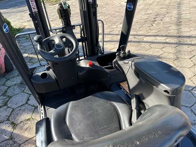 Wózek widłowy Linde E14 triplex 5,47m, e16