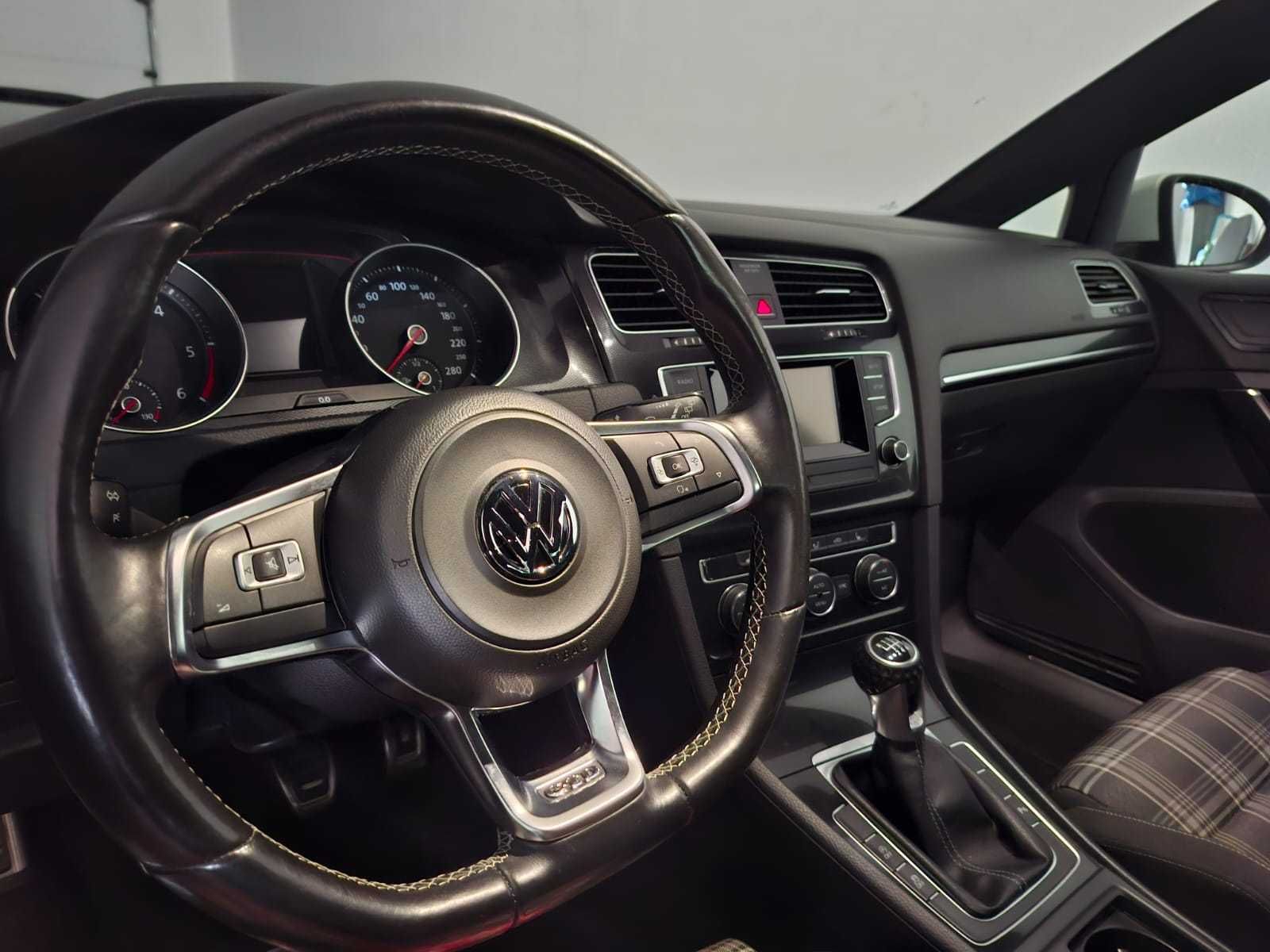 VW Golf 2.0 TDI GTD