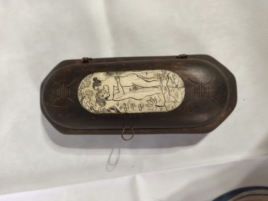 Caixa antiga vintage