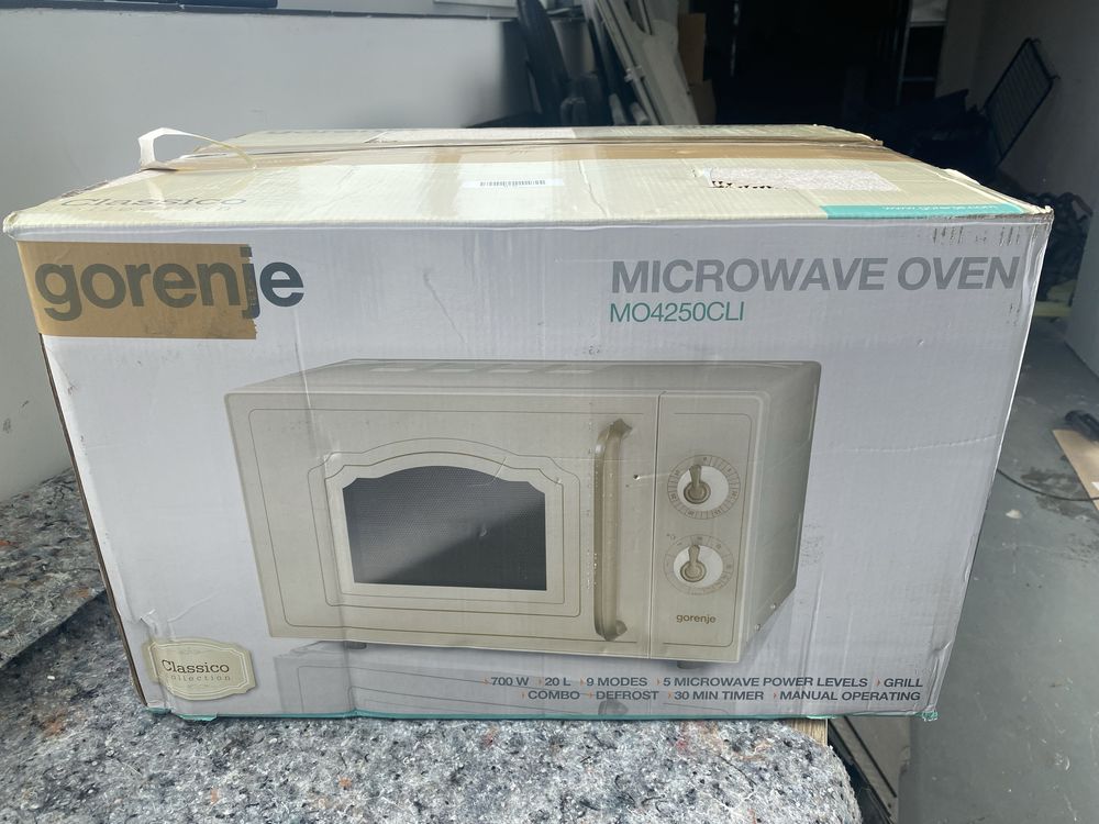 GORENJE MO4250CLI — стильна класика з грилем