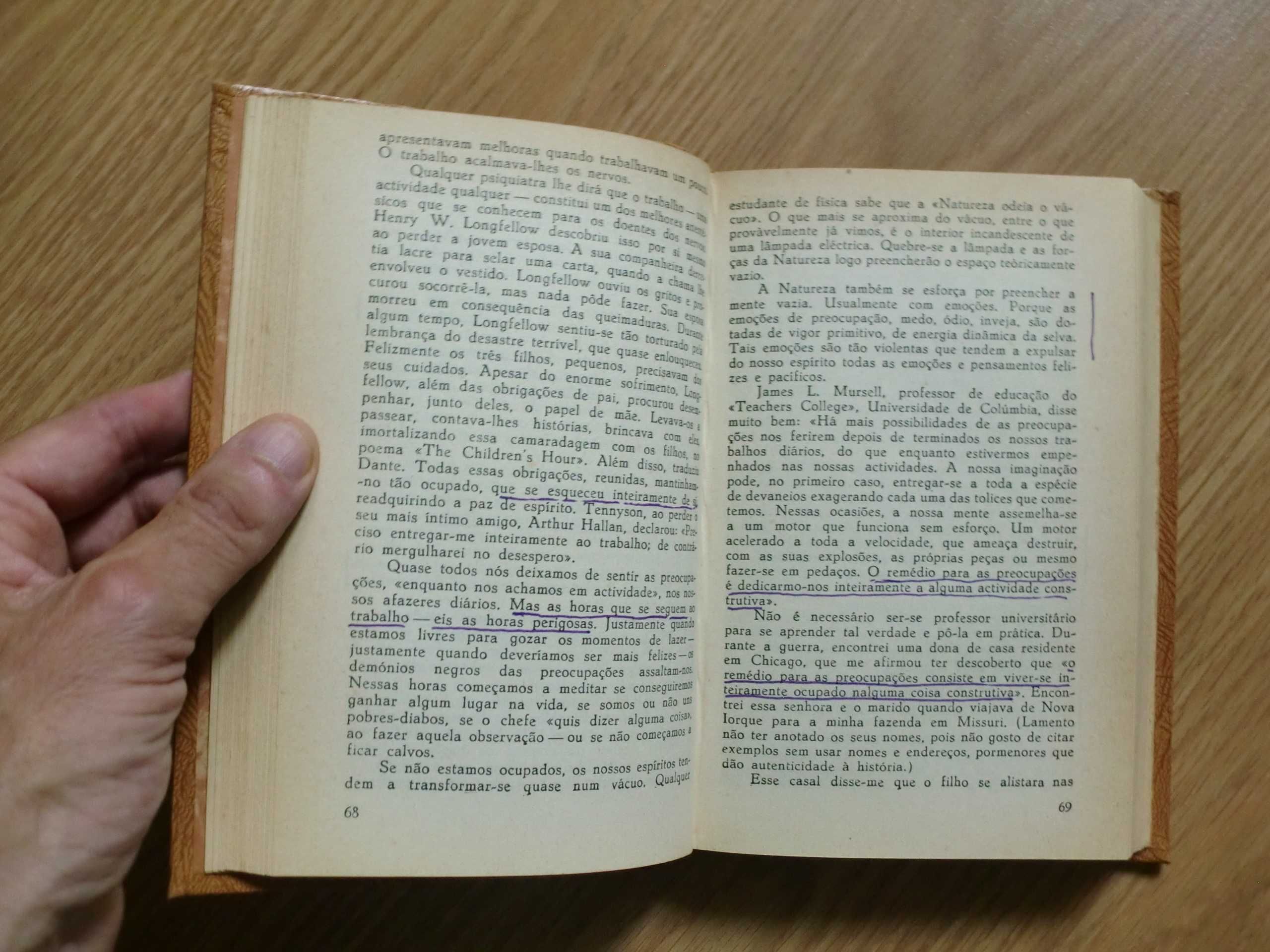 Como Evitar Preocupações e Começar a Viver
de Dale Carnegie