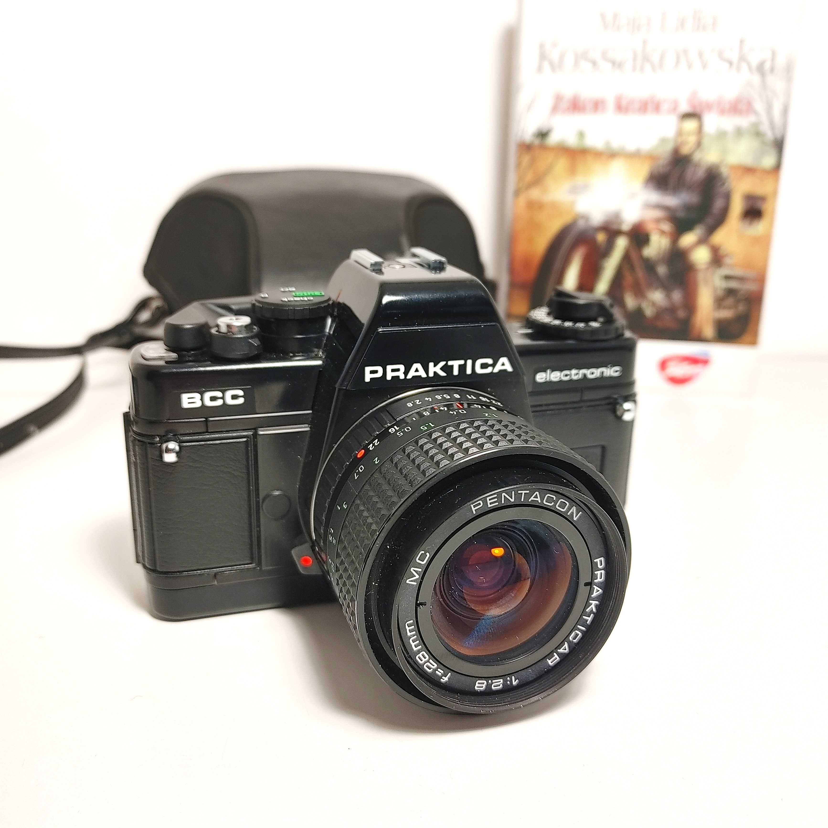 Carl Zeiss Jena Lustrzanka analogowa PRAKTICA BCC Pentacon 28 mm 1:2,8