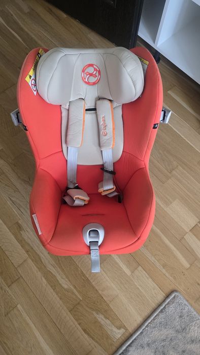 Fotelik samochodowy CYBEX SIRONA M2 I-Size dla dzieci 0-18kg