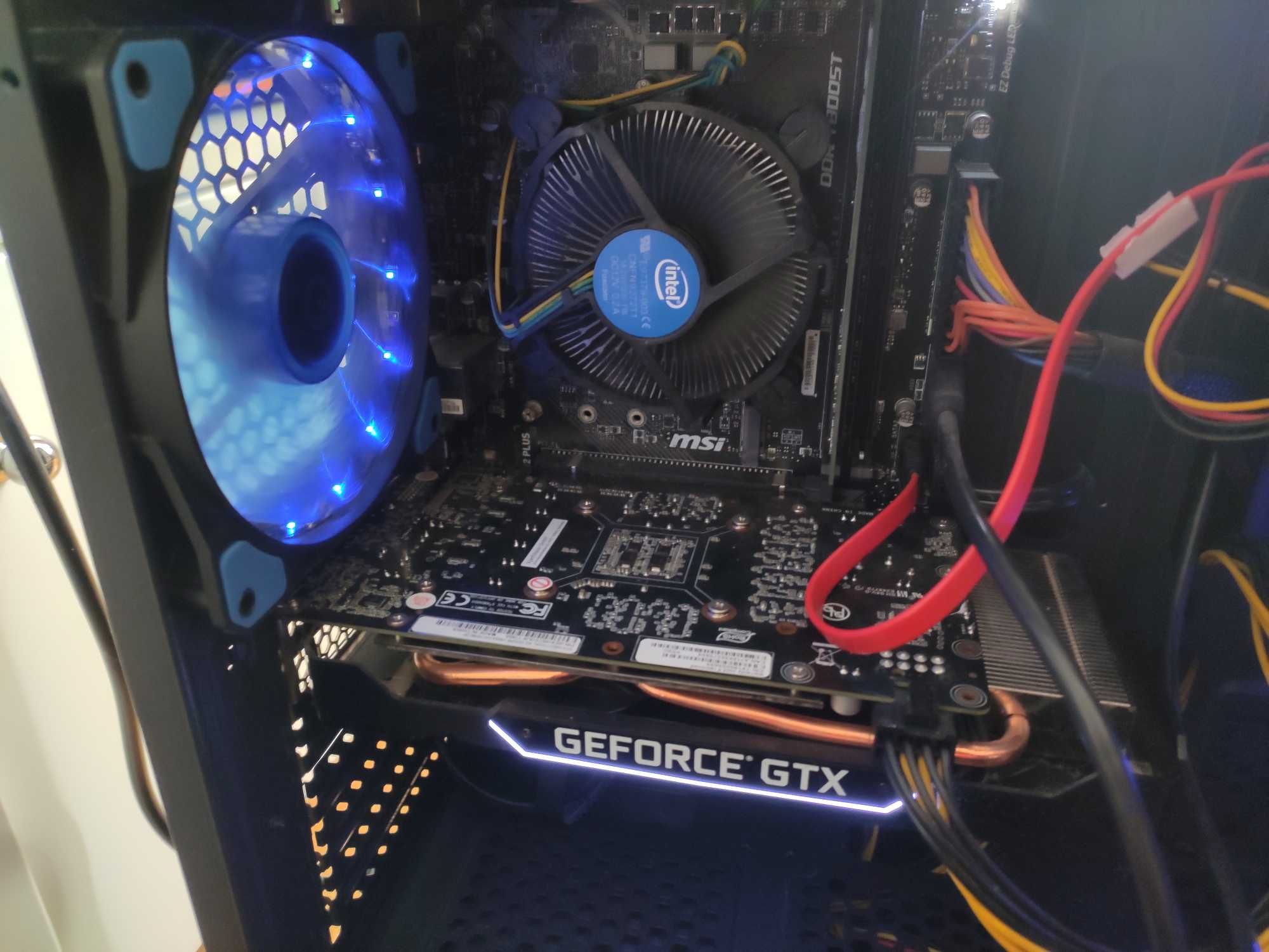 Komputer stacjonarny i5 9400 GeForce 1660Ti 8GB RAM 512 GB SSD