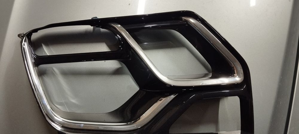 Стікло фари Рено дастер праве