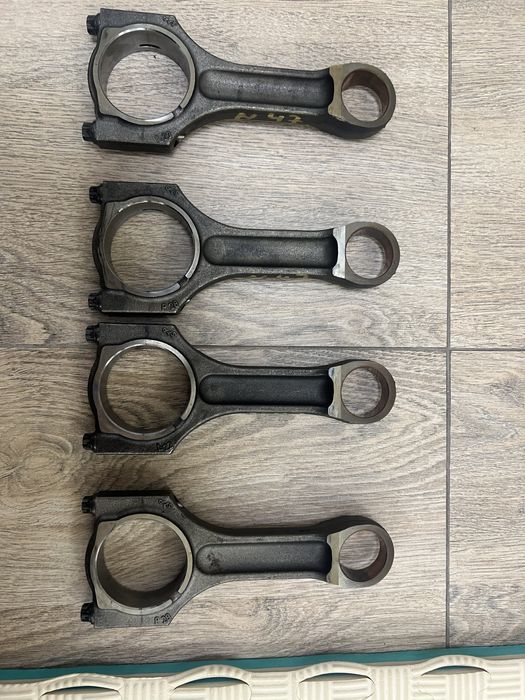 Шатуни з бугелями BMW N47D20A