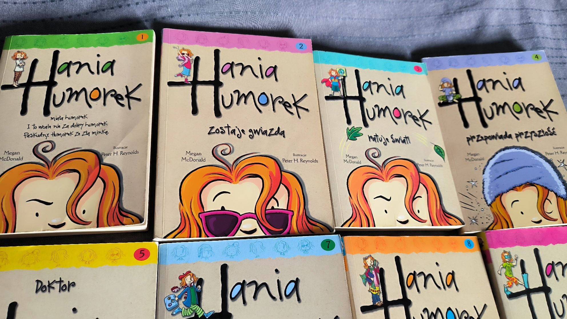Sprzedam serię książek o Hanii Humorek