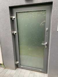 drzwi zewnętrzne z aluminium z demontażu wym. 110x200cm - 200 PLN