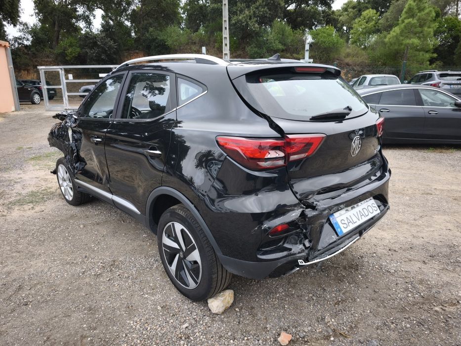 MG  ZS 100% eléctrico para peças