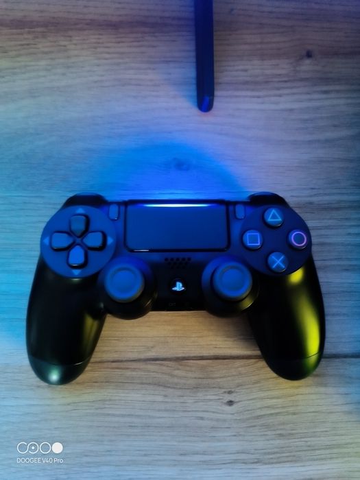 PlayStation 4 slim