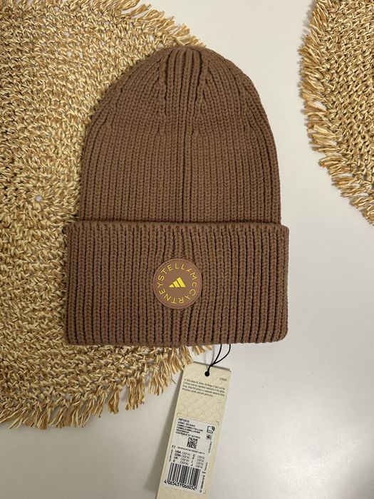 Шапка Adidas by Stella McCartney