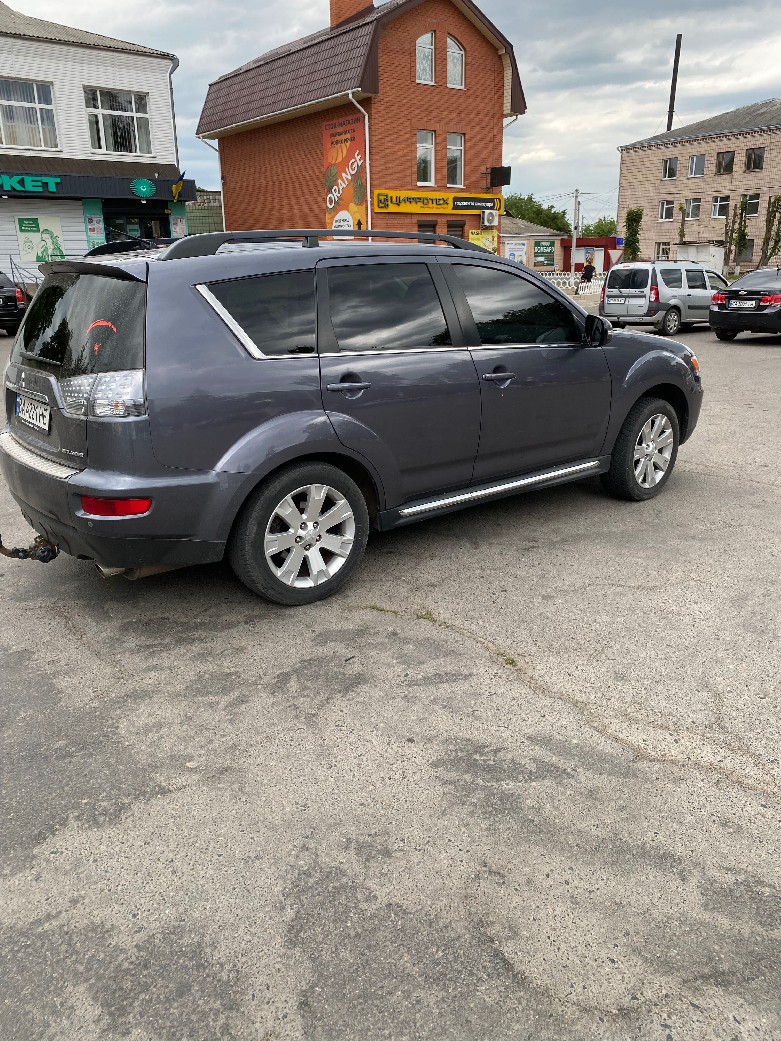 Продам Mitsubishi Outlender  XL