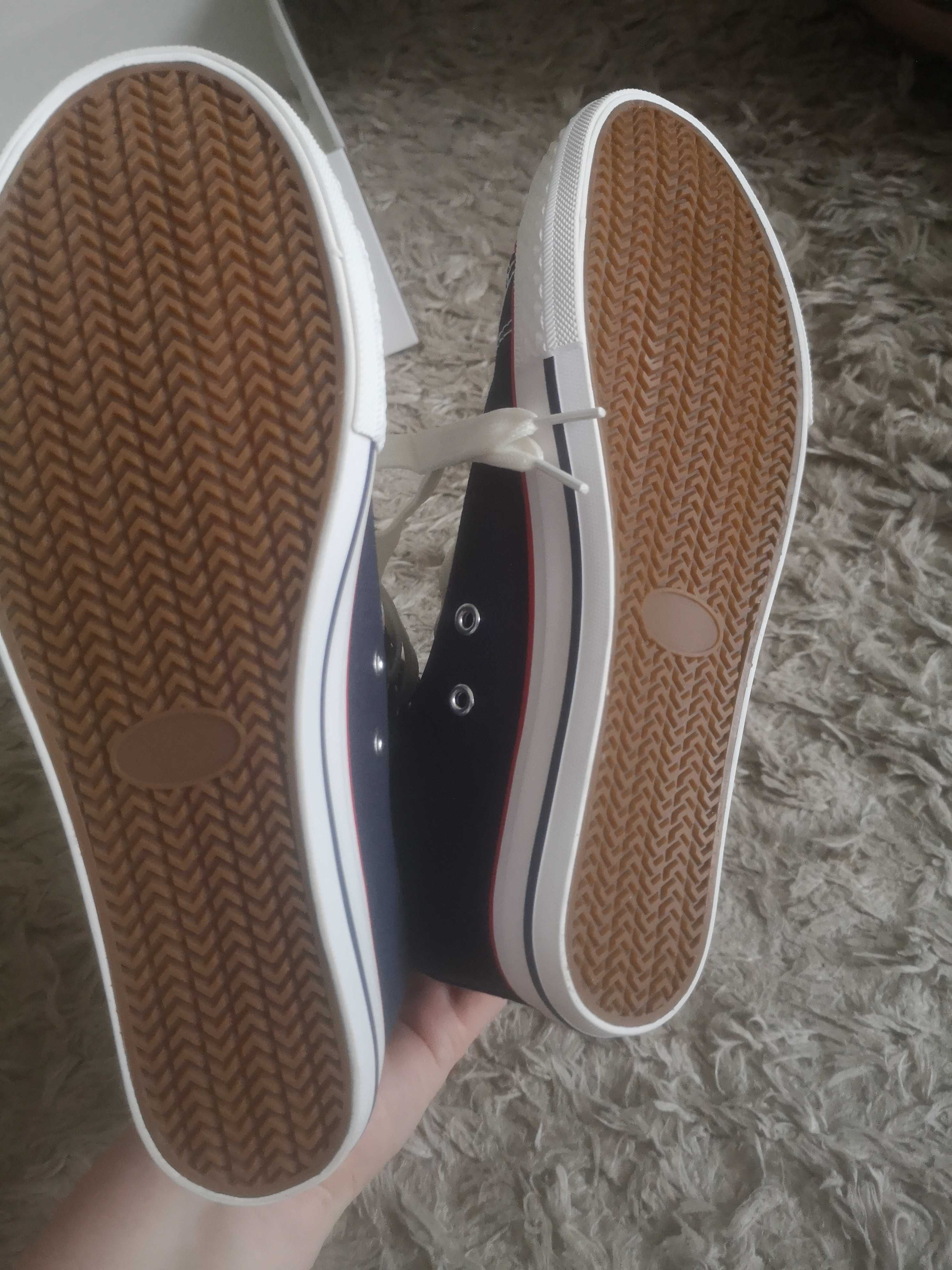 NOWE trampki/Sneakersy na koturnie Nylon Red, r. 39