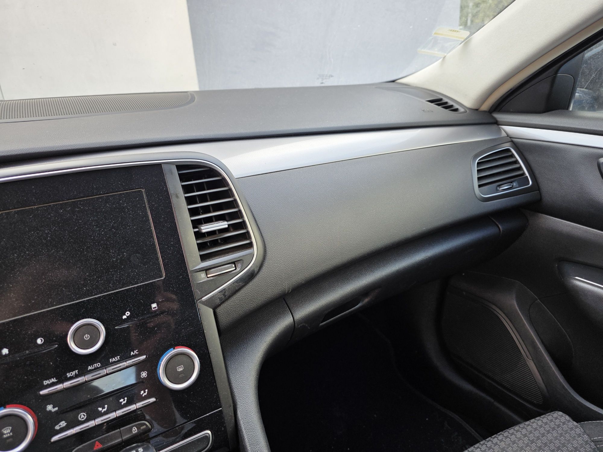 Renault Talisman Sinistrado