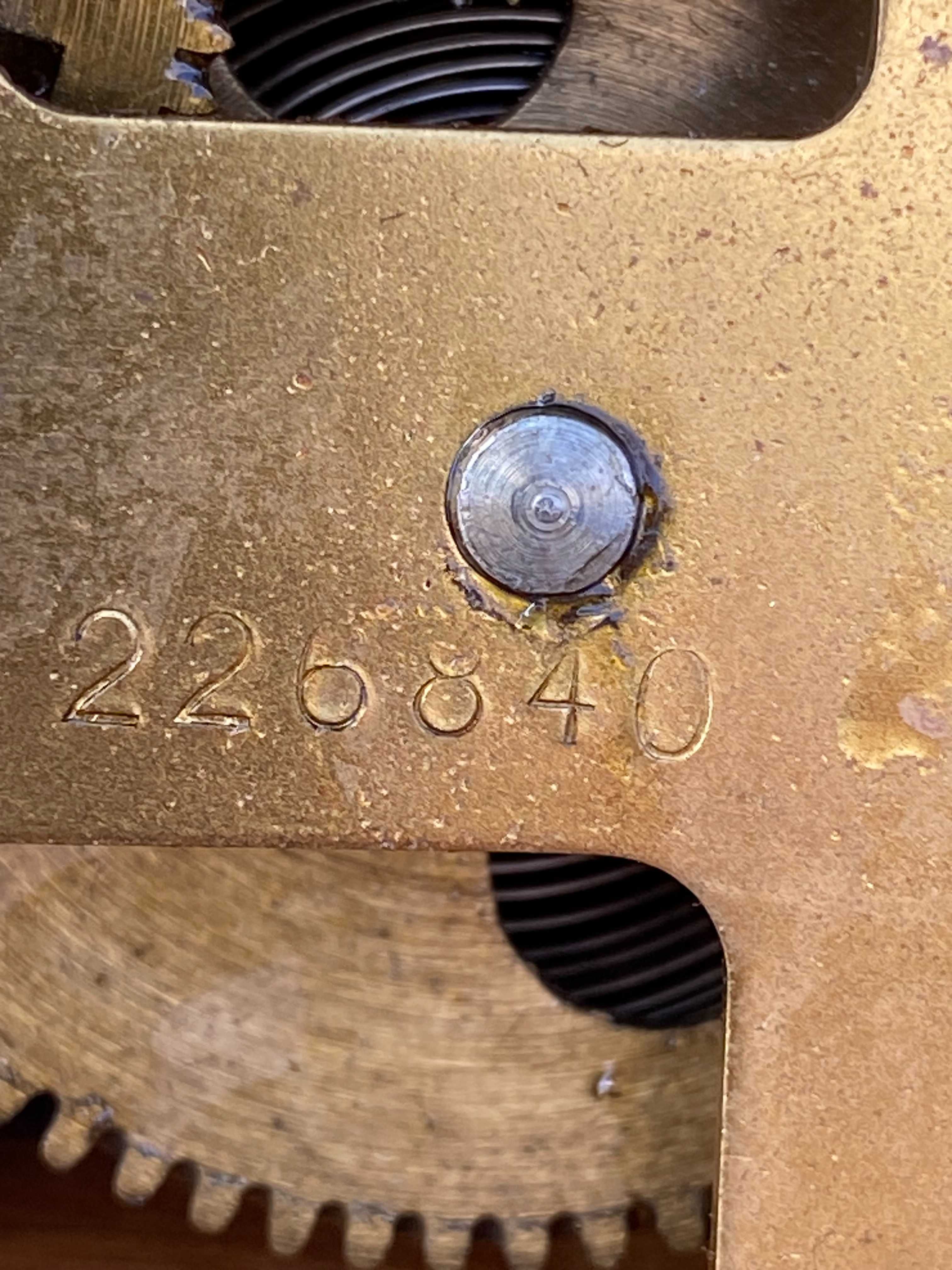 Zegar wiszący mechaniczny