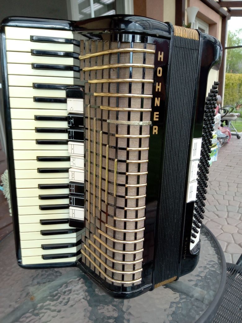 Akordeon Hohner Atlantic 3 120 basów