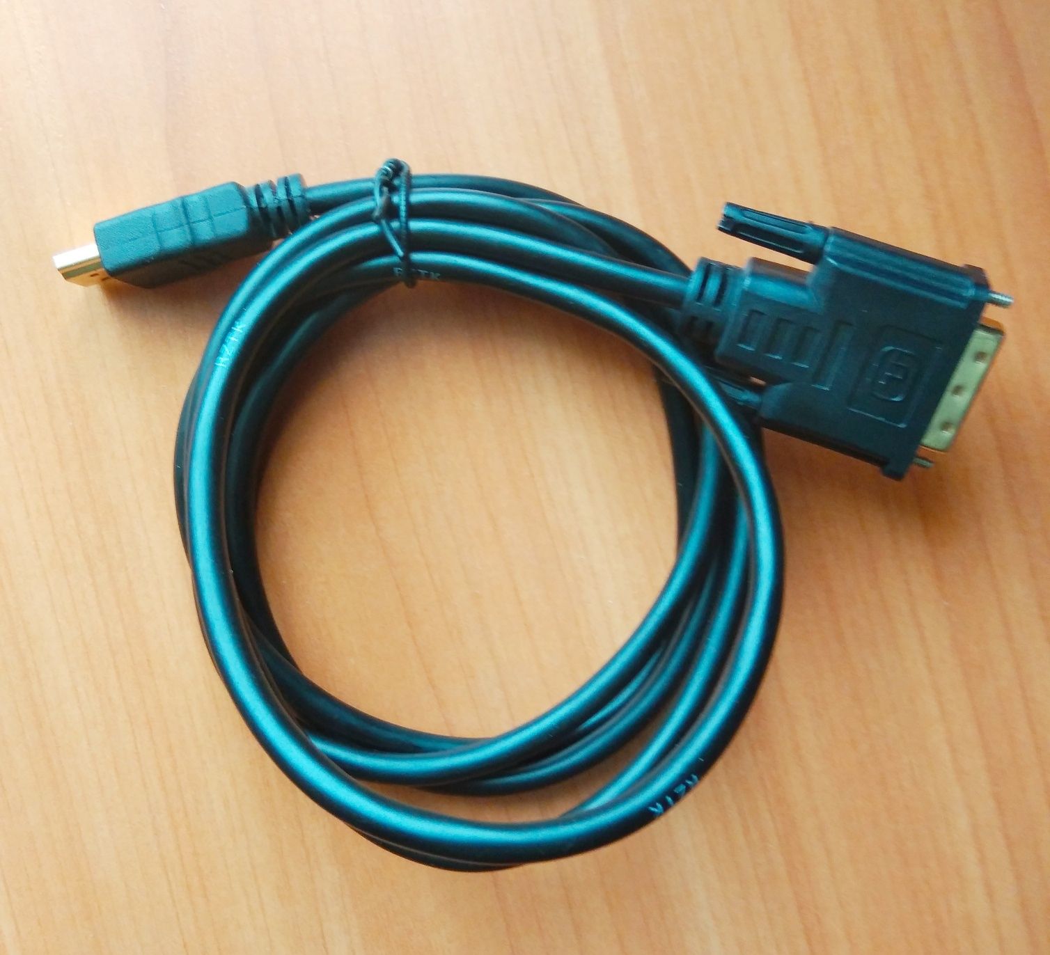 HDMI - DVI 1,8 метри Кабель від RZTK.