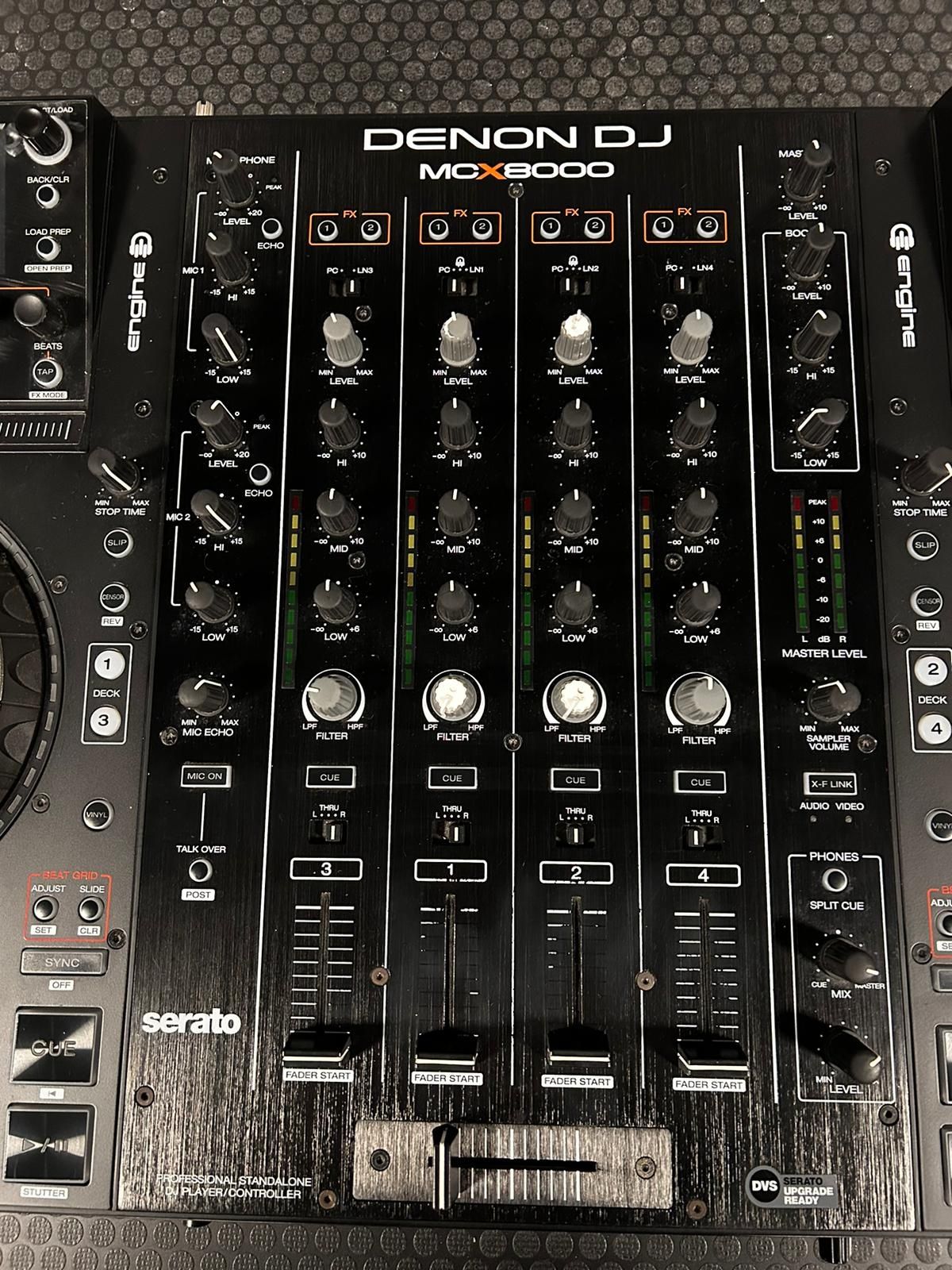 Kontroler DJski Denon mcx8000