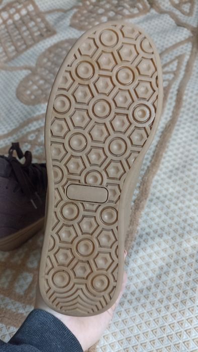 Зимові черевики кросівки хайтопи