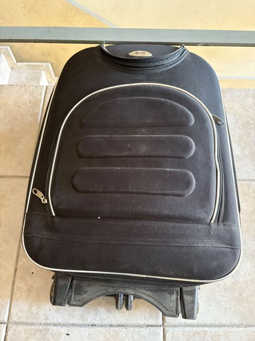 Mala de viagem pequena