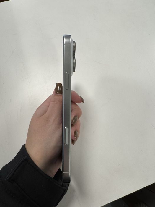 Troco iphone 16 pro max por 17 pro max com acerto