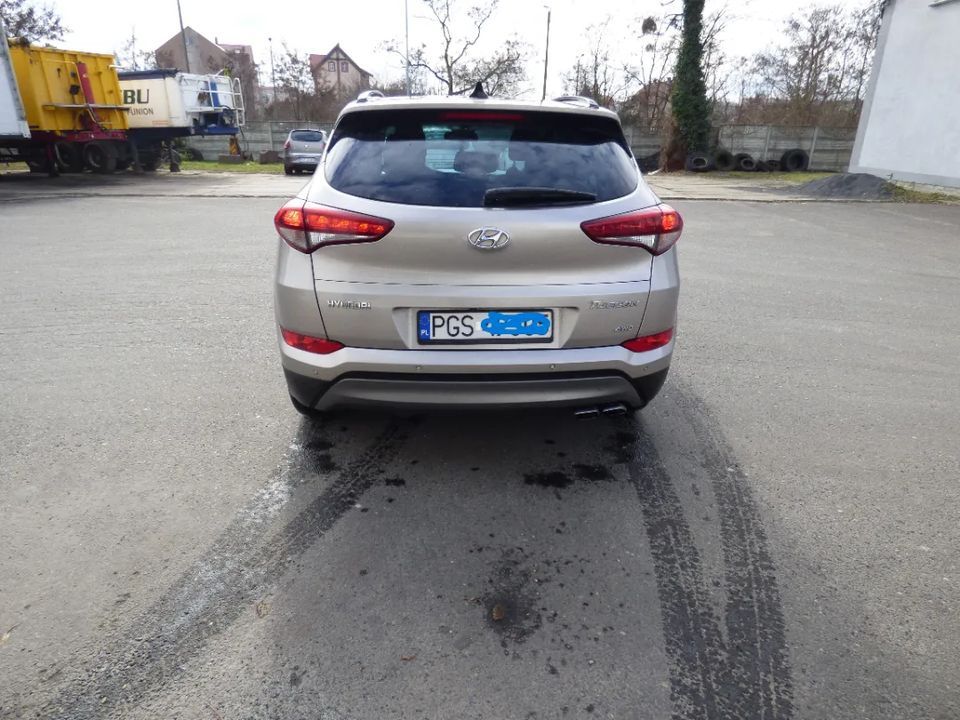 Sprzedam Hyundai Tucson 2.0 CRDI 136km 4WD